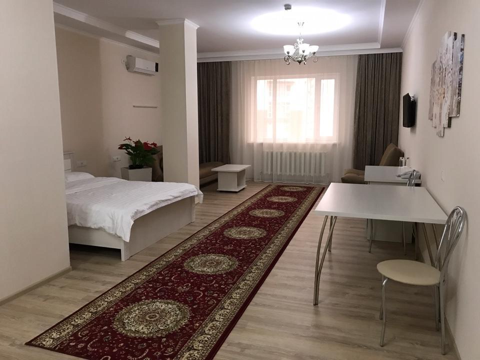 Union Plaza Hotel Astana Bagian luar foto